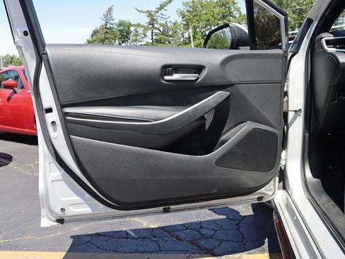 Used 2020 Toyota Corolla SE FWD image 29