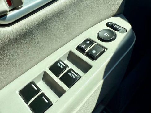 Used 2011 Honda Pilot EX-L image 23