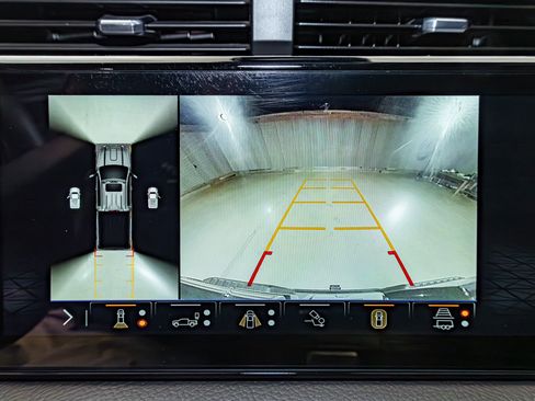 Used 2025 GMC Sierra 2500 Denali w/ Denali Reserve Package image 23