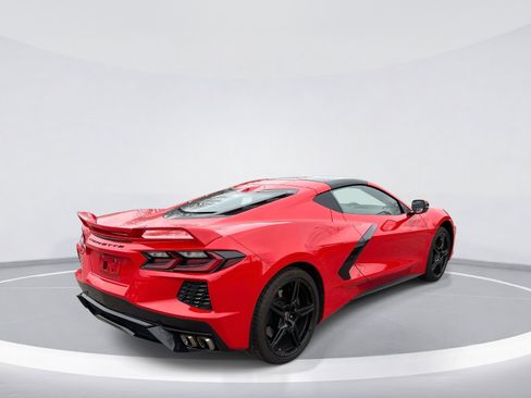 Used 2022 Chevrolet Corvette Stingray Preferred Cpe w/ Z51 Performance Package image 8