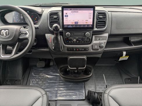 New 2025 RAM ProMaster 3500 w/ Leather Interior Group image 15