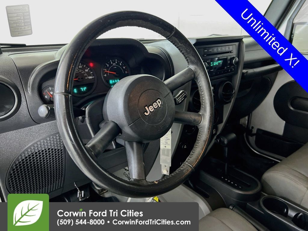 Used 2008 Jeep Wrangler Unlimited X AWD/4WD image 3