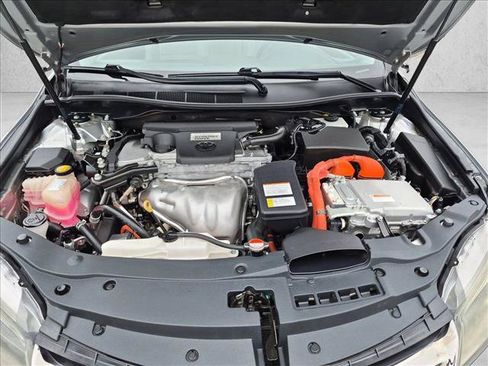Used 2016 Toyota Camry SE w/ Moonroof Package FWD image 25