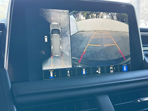 Used 2024 Chevrolet Tahoe RST w/ Luxury Package image 14