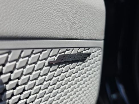 Used 2025 Hyundai Elantra Limited FWD image 23