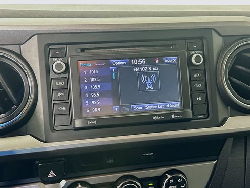 Used 2017 Toyota Tacoma SR5 w/ Tow Package RWD image 14