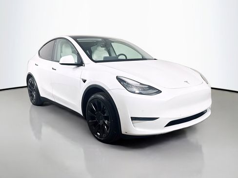 Used 2020 Tesla Model Y Long Range AWD/4WD image 8