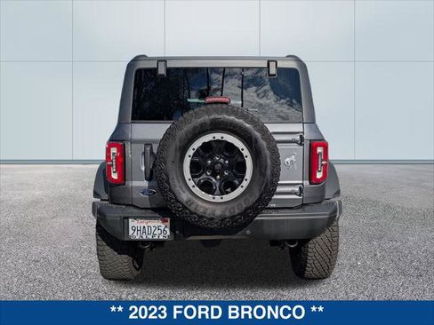 Certified 2023 Ford Bronco Badlands w/ Sasquatch Package image 4