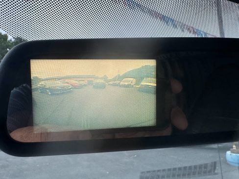 Used 2019 Chevrolet Express 2500 Extended image 13