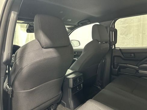 Used 2025 Toyota 4Runner SR5 AWD/4WD image 46