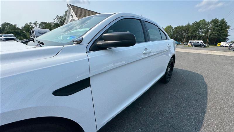 Used 2018 Ford Taurus Police Interceptor AWD image 11