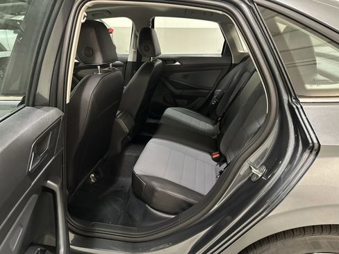 New 2026 Volkswagen Jetta SE FWD image 21
