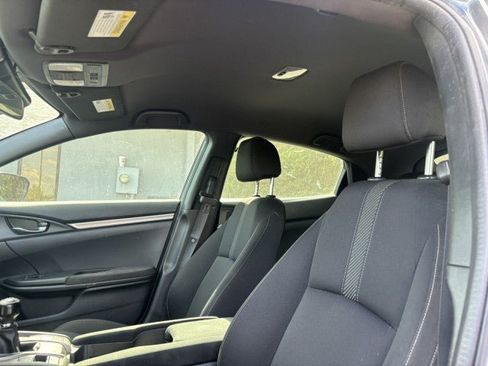 Used 2019 Honda Civic Sport image 10