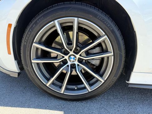 Used 2020 BMW 330i xDrive Sedan w/ Convenience Package image 11