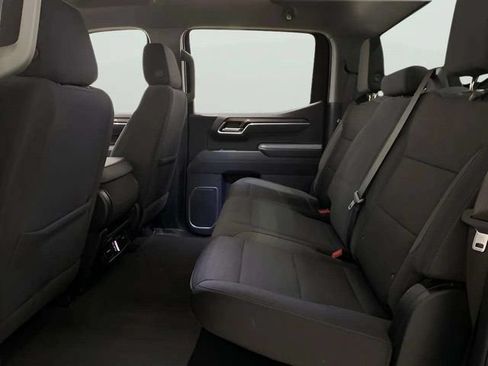 Used 2025 Chevrolet Silverado 1500 LT AWD/4WD image 58