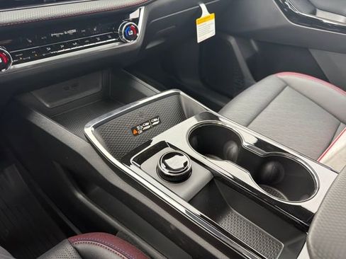 New 2026 Chevrolet Equinox RS image 30