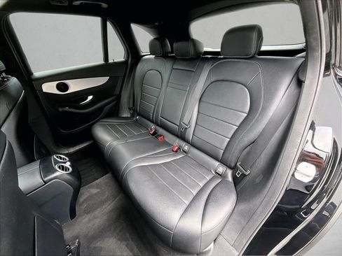 Used 2021 Mercedes-Benz GLC 300 image 28