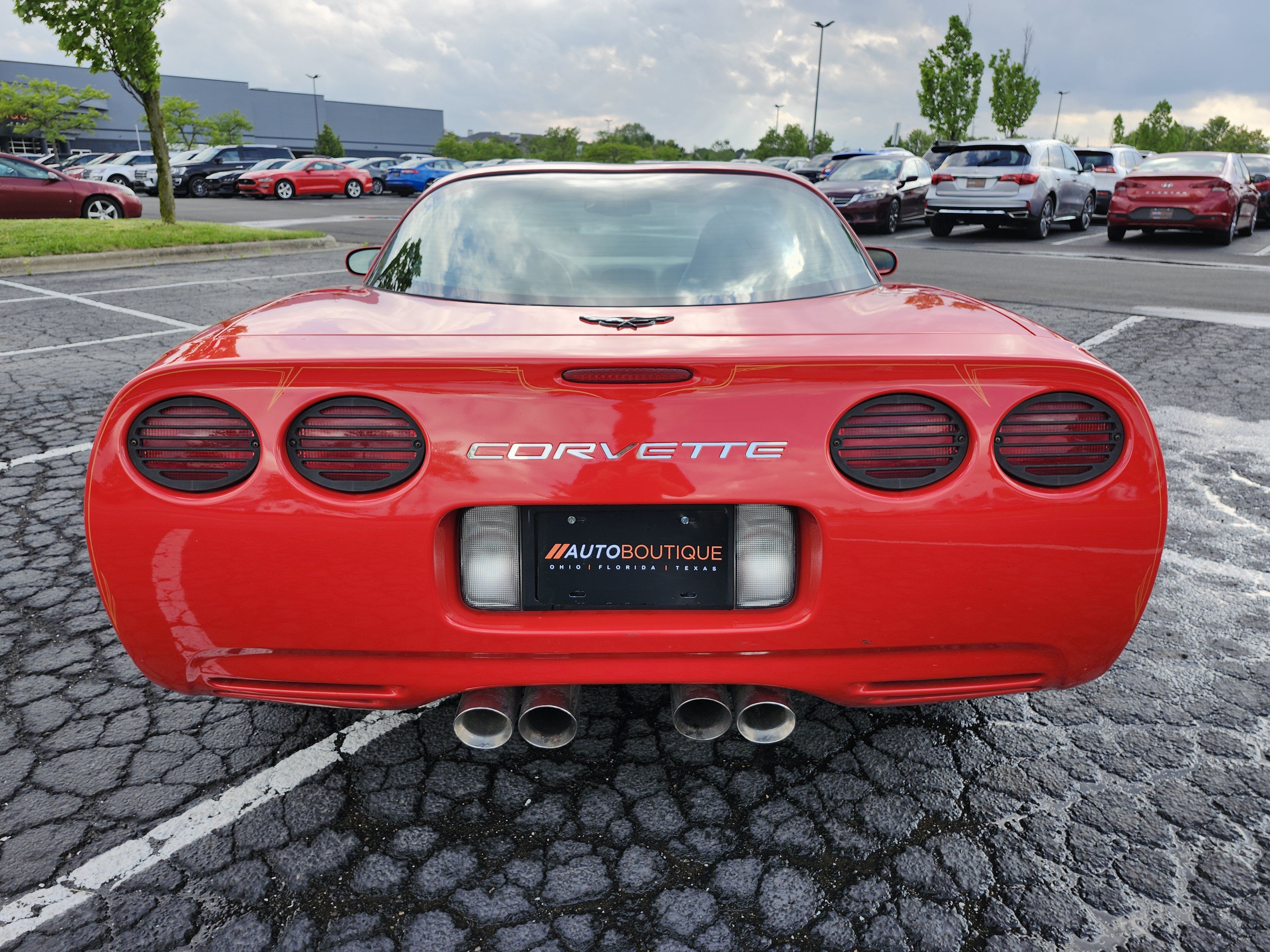 Used 2000 Chevrolet Corvette Coupe w/ Performance Handling Pkg RWD image 15