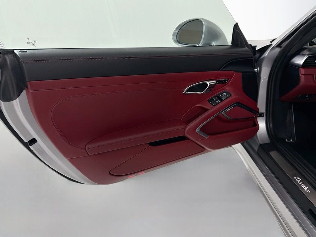 Certified 2017 Porsche 911 4 Coupe AWD/4WD image 14