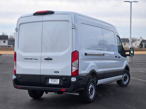 New 2026 Ford Transit 250 148 Medium Roof RWD image 10