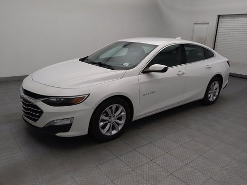Used 2022 Chevrolet Malibu LT FWD image 2