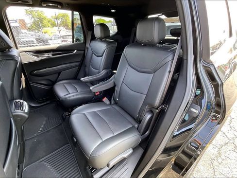 Used 2023 Cadillac XT6 Premium Luxury AWD/4WD image 25