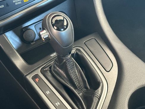 Used 2013 Kia Optima LX image 16