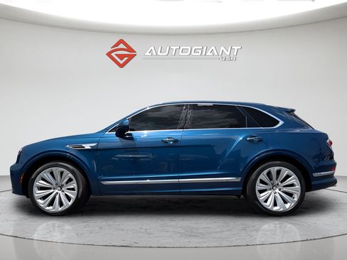Used 2023 Bentley Bentayga AWD/4WD image 5