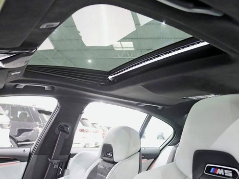 Used 2023 BMW M5 w/ Competition Package AWD/4WD image 32