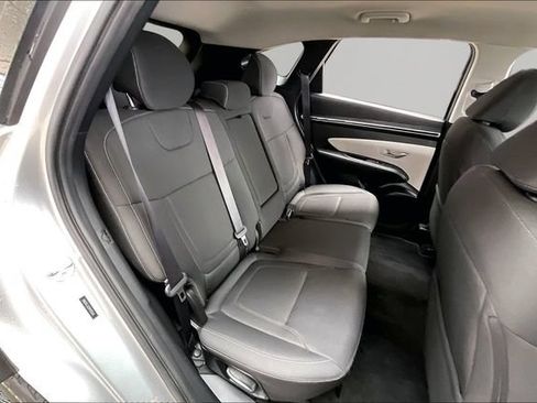 Used 2023 Hyundai Tucson SE AWD/4WD image 17