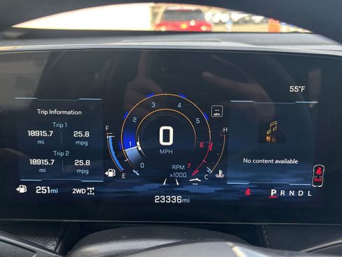 Used 2025 Chevrolet Equinox LT image 40