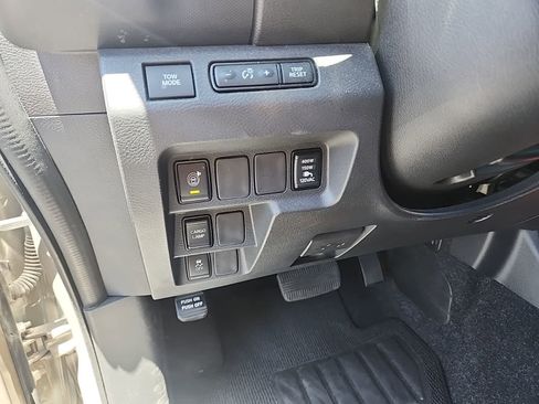 Used 2023 Nissan Frontier Pro-X w/ Pro-X Premium Package RWD image 13