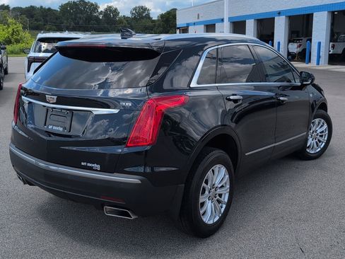 Used 2017 Cadillac XT5 FWD image 9