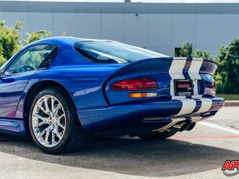 Used 1996 Dodge Viper GTS RWD image 64