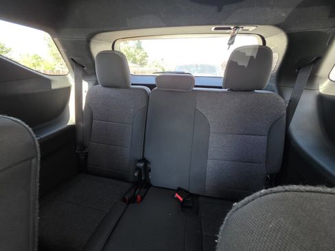 Used 2024 Chevrolet Traverse LT AWD/4WD image 10