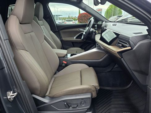 Used 2025 Audi Q5 Premium Plus AWD/4WD image 27