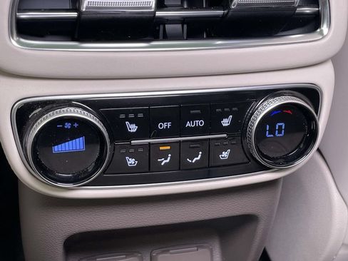 Used 2024 Genesis GV80 3.5T w/ Prestige Package AWD/4WD image 25