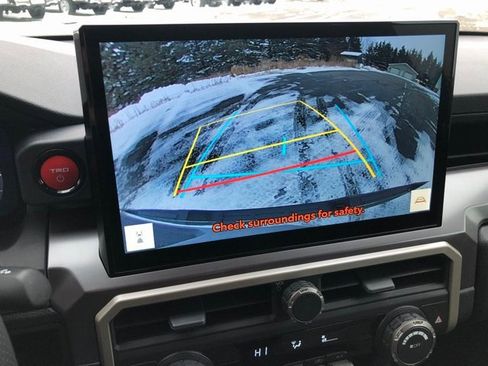 Used 2025 Toyota Tacoma TRD Sport image 10