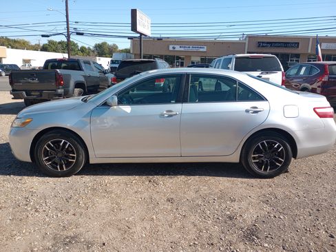 Used 2007 Toyota Camry CE image 4