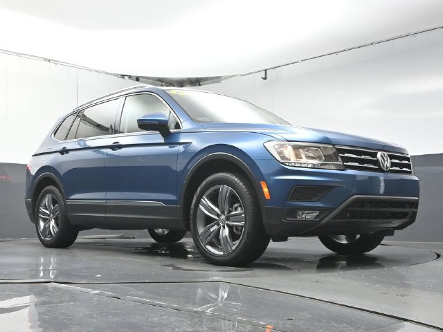 Used 2020 Volkswagen Tiguan SEL FWD image 35