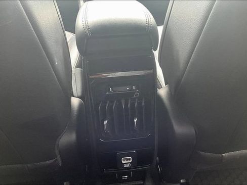 Used 2025 Jeep Compass Trailhawk AWD/4WD image 11