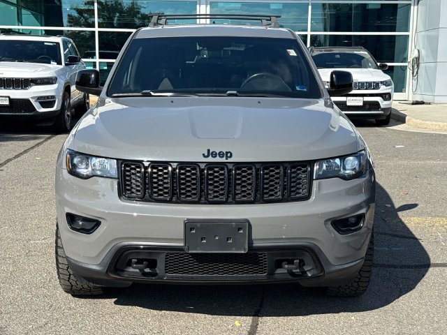 Used 2019 Jeep Grand Cherokee Laredo AWD/4WD image 7