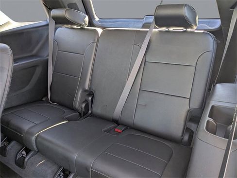 Used 2020 Chevrolet Traverse High Country w/ LPO, Cargo Package image 14