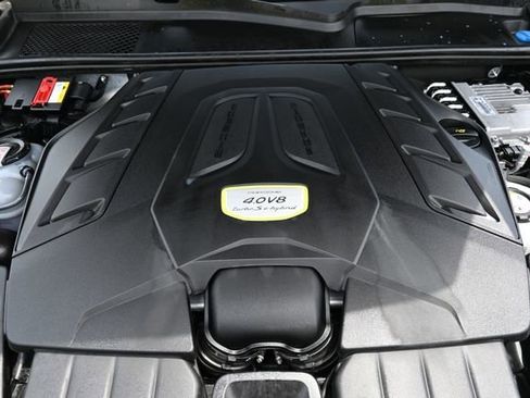 Used 2021 Porsche Cayenne Turbo S AWD/4WD image 17