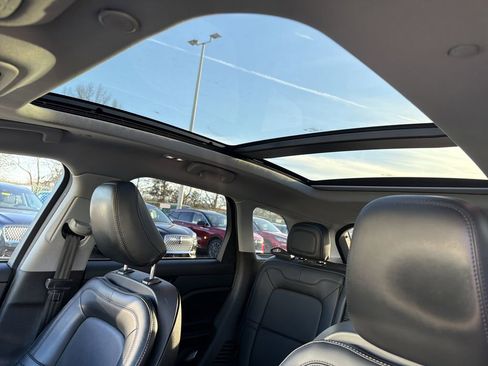 Certified 2022 Lincoln Corsair Reserve w/ Equipment Group 201A image 29