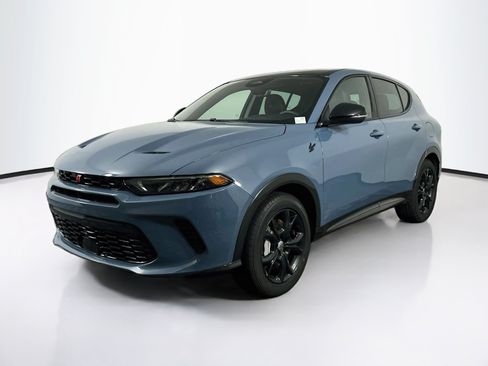 Used 2024 Dodge Hornet R/T Plus w/ R/T Blacktop Package AWD/4WD image 3