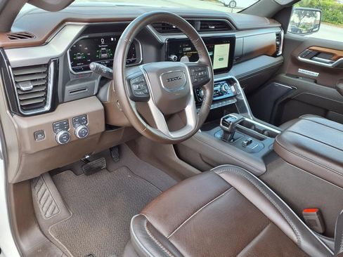 Used 2023 GMC Sierra 1500 Denali AWD/4WD image 23