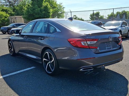 Used 2019 Honda Accord Sport image 4