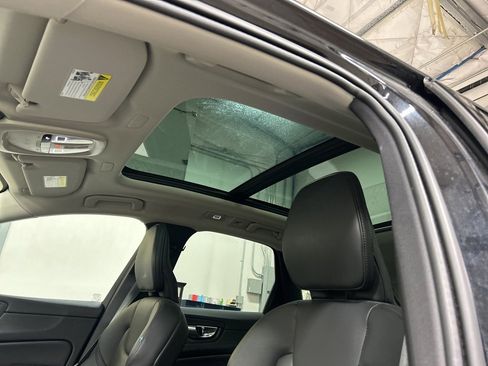 Used 2024 Volvo XC60 T8 Core image 7