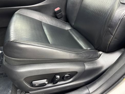 Used 2020 Lexus UX 200 w/ Accessory Package 2 FWD image 33